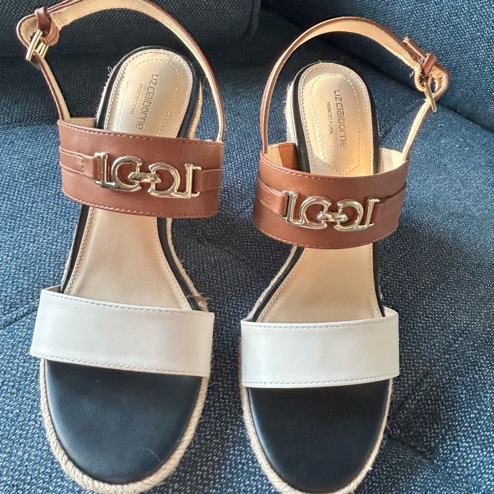 Liz Claiborne Two-Tone Brown and Cream Sandals